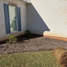 Pine-Straw-Mulching-Services-in-Oxford-MS-Woodson-Ridge 6
